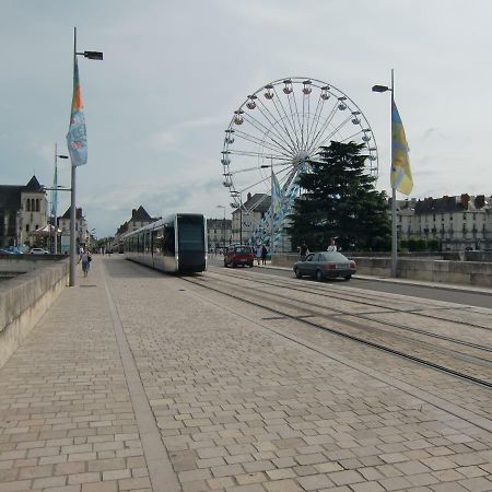 Git'Appart Au Bord De Loire Tours Zewnętrze zdjęcie
