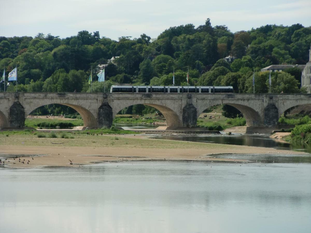 Git'Appart Au Bord De Loire Tours Zewnętrze zdjęcie